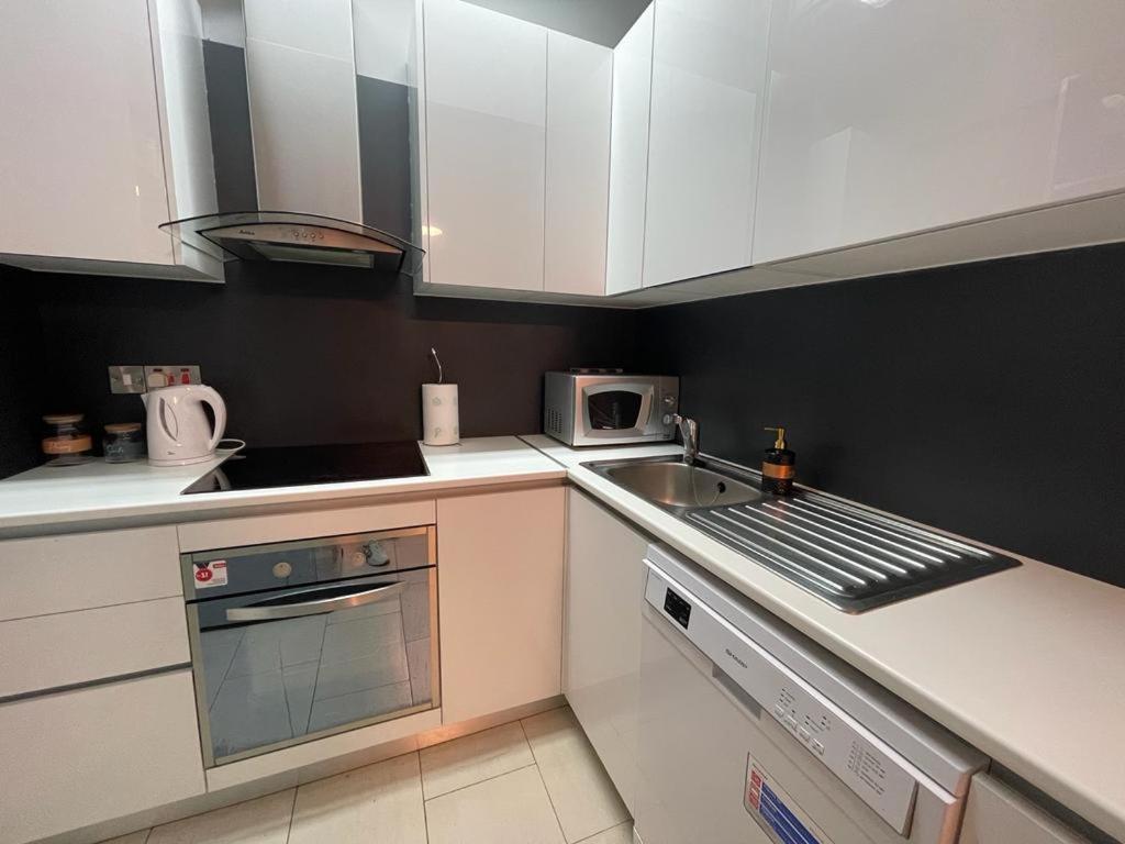 Amazing 2-Bedroom Apartment With Pool!! Limassol Extérieur photo